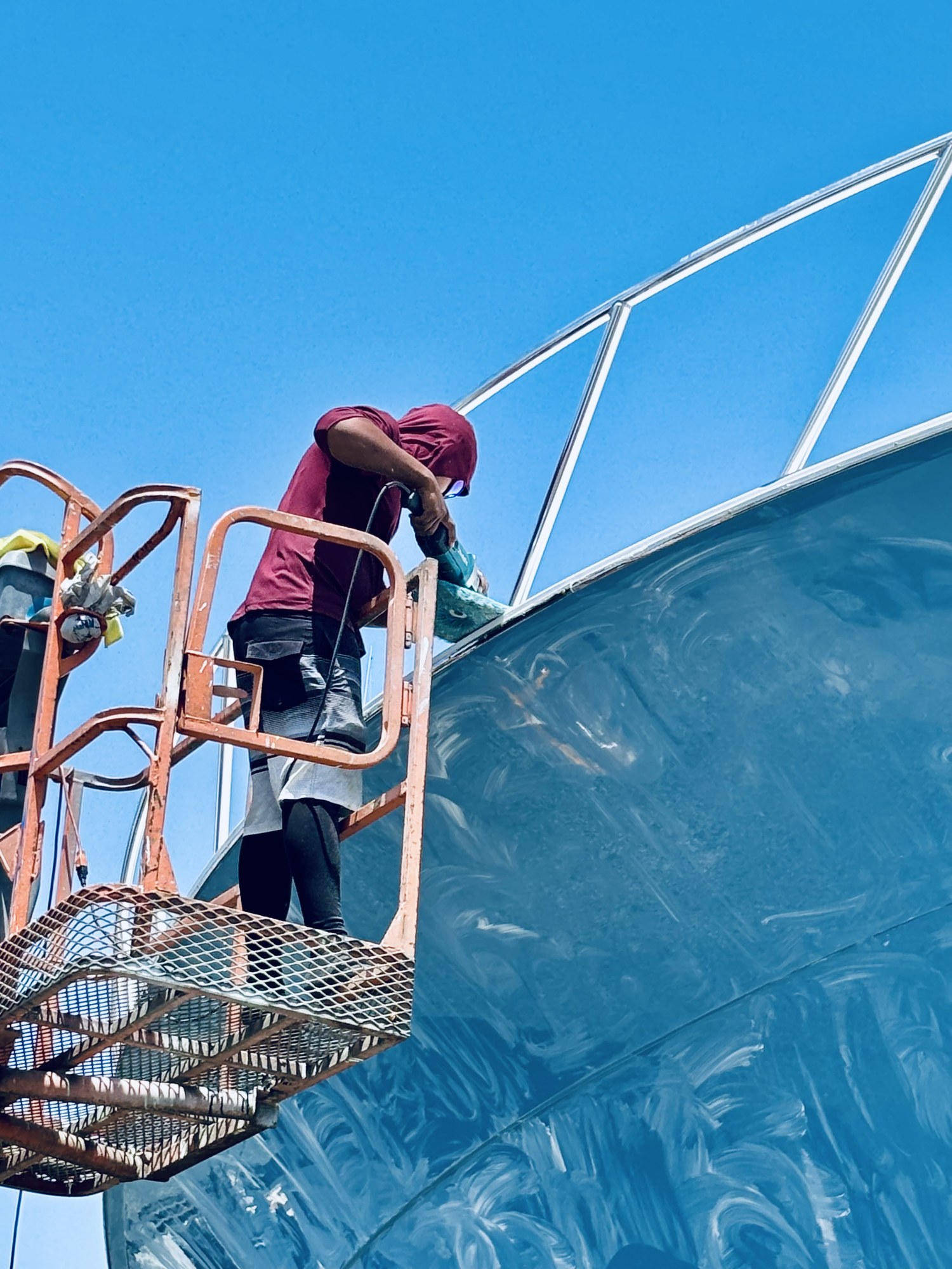 Embarcaciones en almacenaje en seco en AVYS